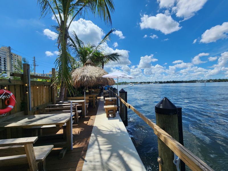 Waterfront Views On The Intracoastal