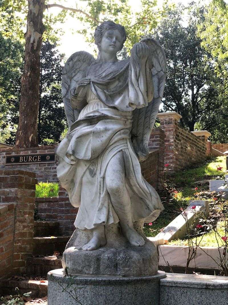 Architectural Monuments and Victorian Art