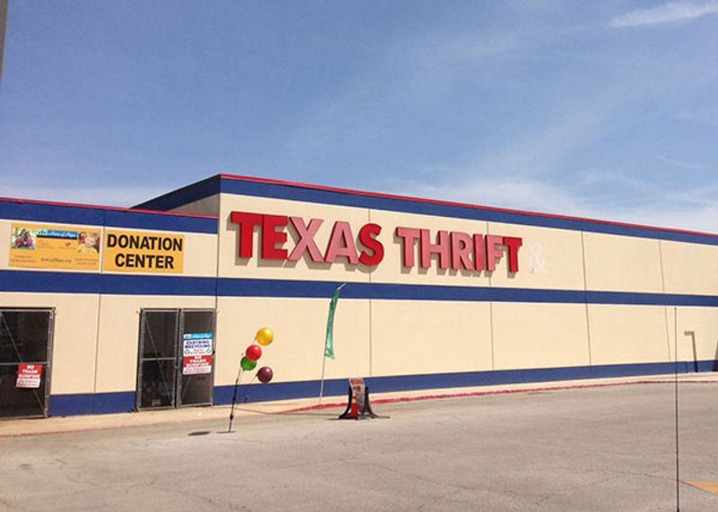 Texas Thrift Windcrest (San Antonio)