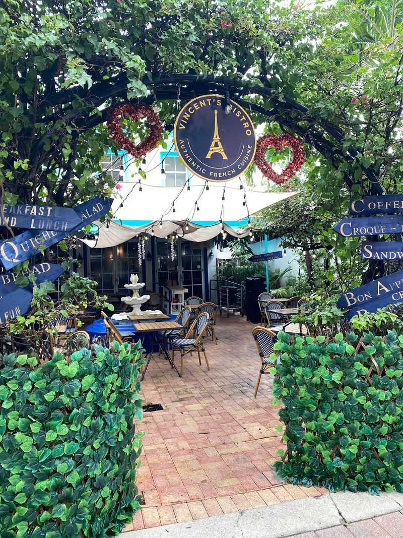 A Patio That Feels Like a Secret Garden