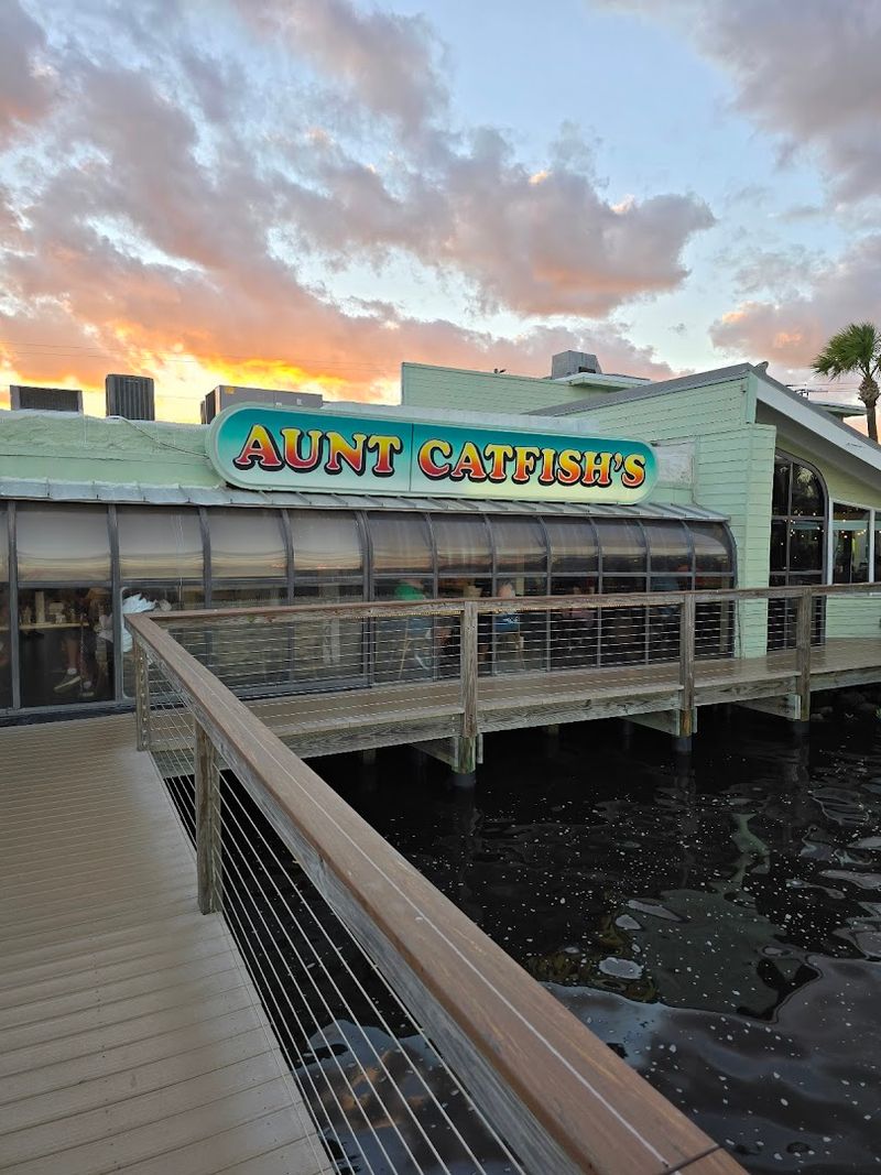 Aunt Catfish's On the River (Port Orange)