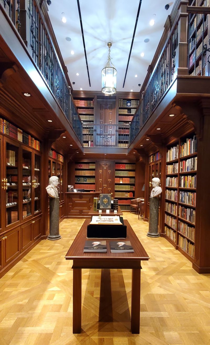 The Museum Feeling Inside