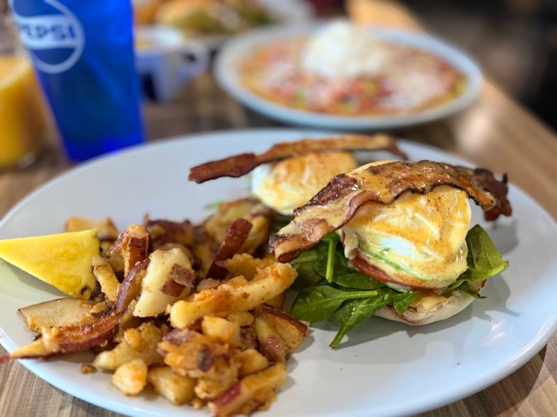@ The Diner (Orlando) — 9938 Universal Blvd