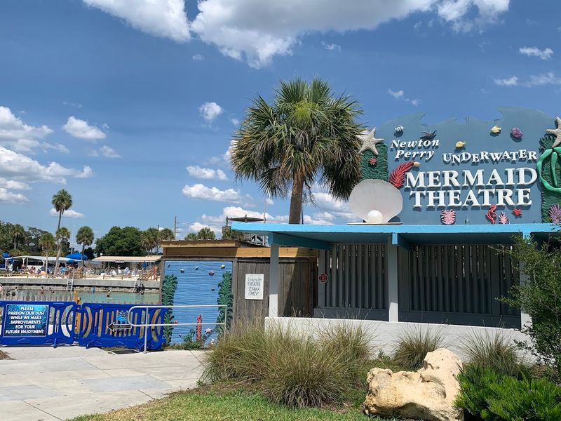 Old Florida Atmosphere and Nostalgic Charm