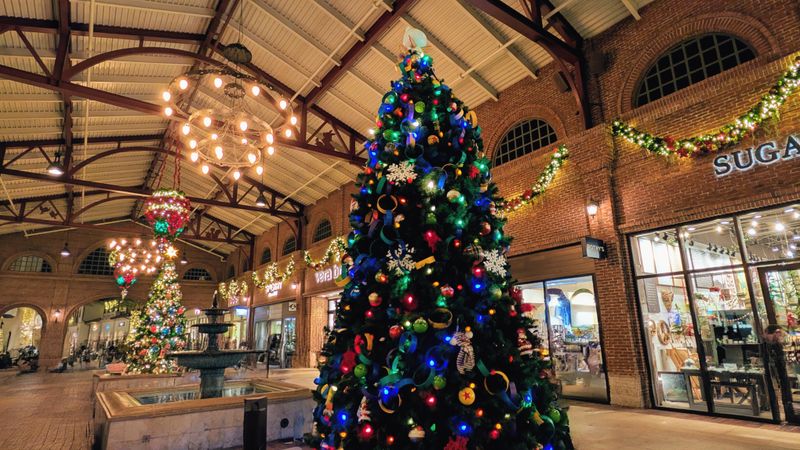 Don’t Miss Disney’s Days of Christmas (Your Ornament HQ)