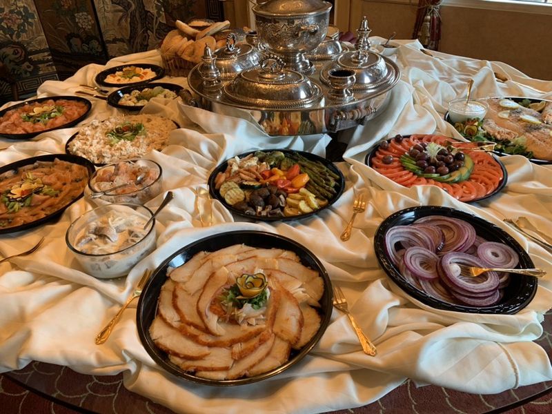 Catering Services That Bring the Deli to Your Event