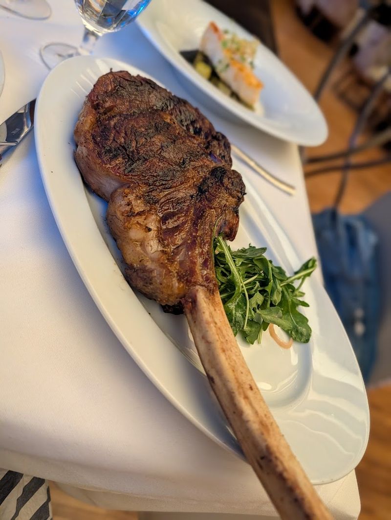 Council Oak Steaks & Seafood (Hollywood)