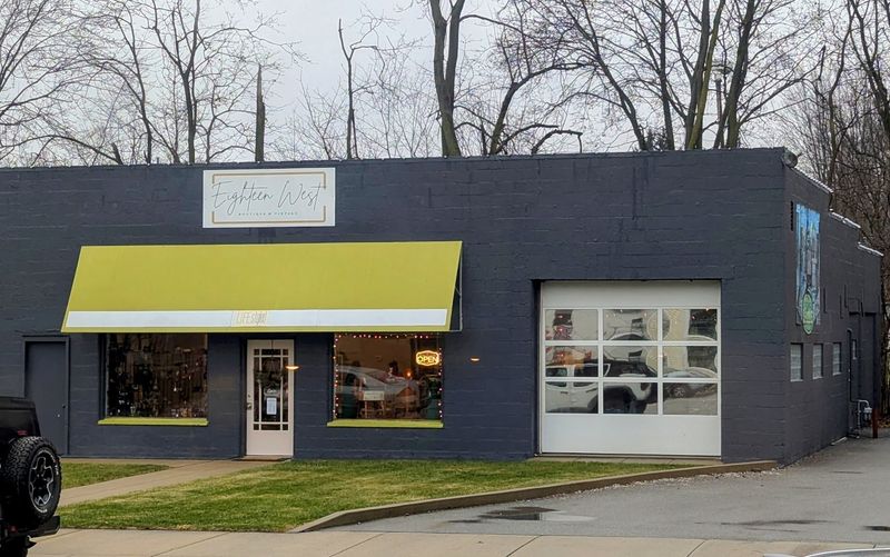 Eighteen West Boutique & Vintage, Seville, OH