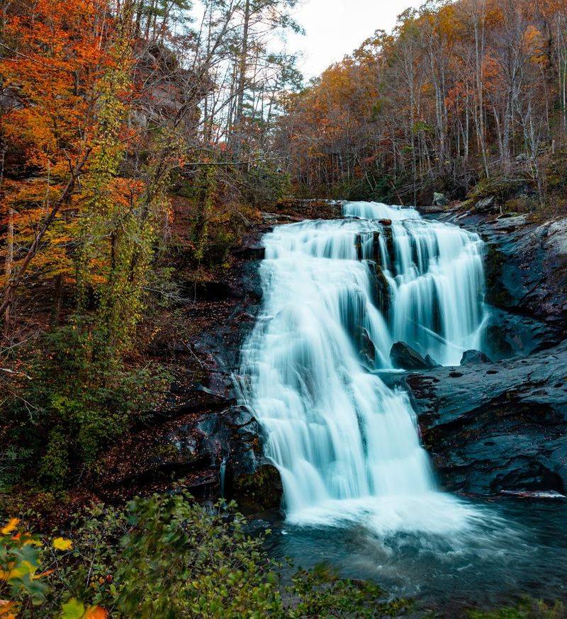 No Hike Required: Why This Waterfall Is So Easy to Visit