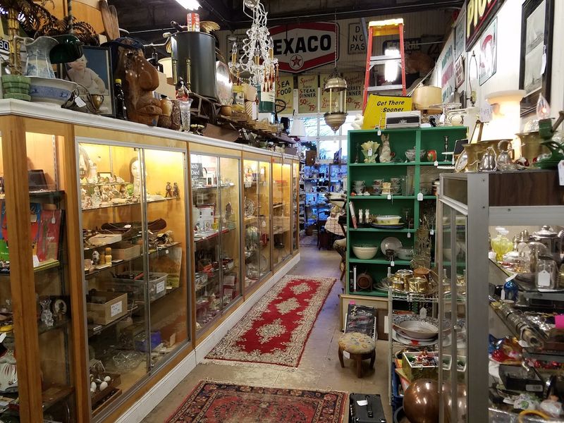 Jewelry, Watches, and Small Luxuries