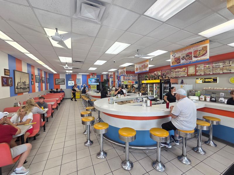 Retro Counter Vibes Off Calle Ocho