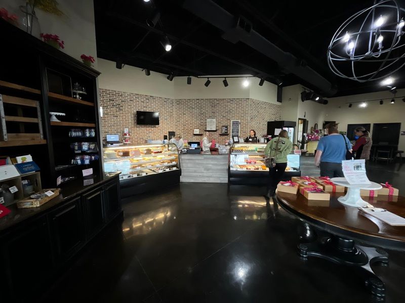 Julia&rsquo;s Homestyle Bakery