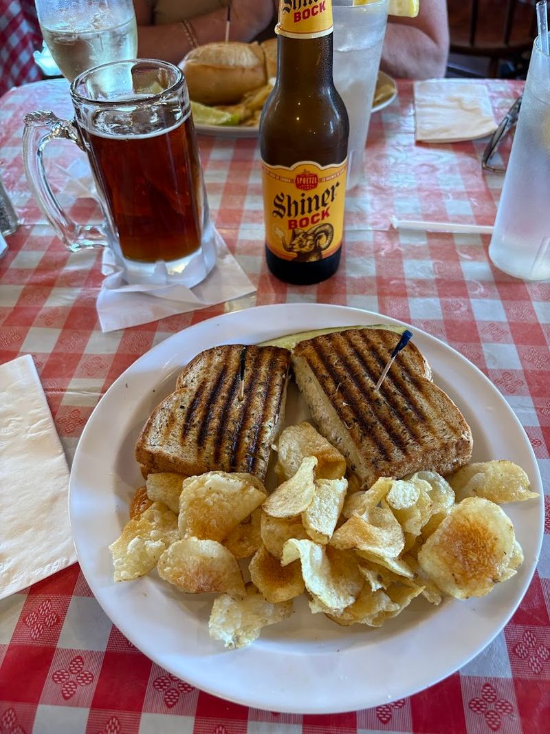 Lunch Hours That Keep Things Special