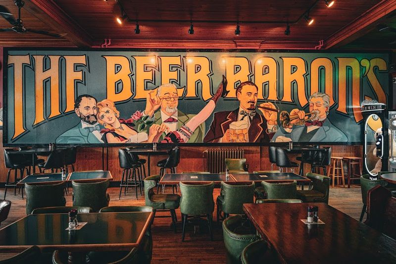 Lake Street Caf&eacute; (Elkhart Lake)