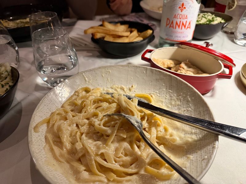 Show-Stopping Tableside Fettuccine Alfredo