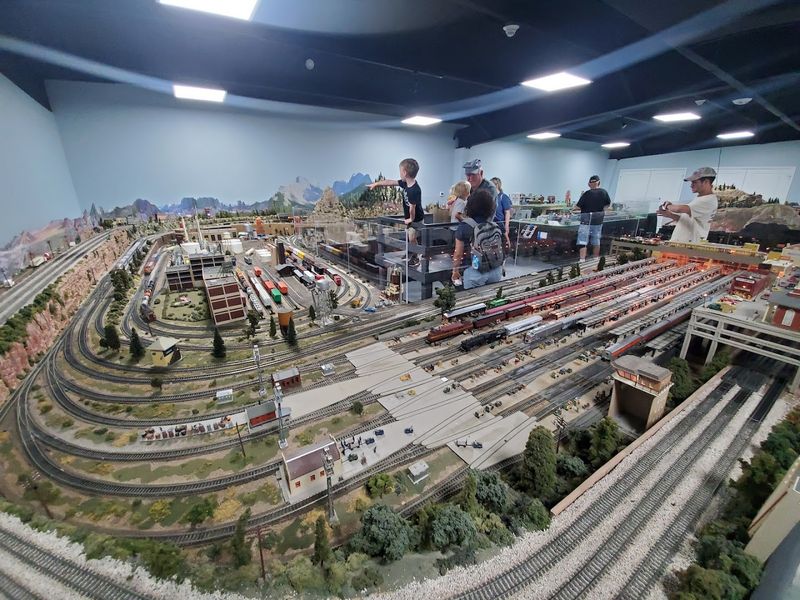 Model Train Layouts That Captivate All Ages