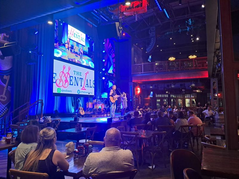 Blake Shelton Has a Massive Florida Honky-Tonk and Country Fans Are Obsessed
