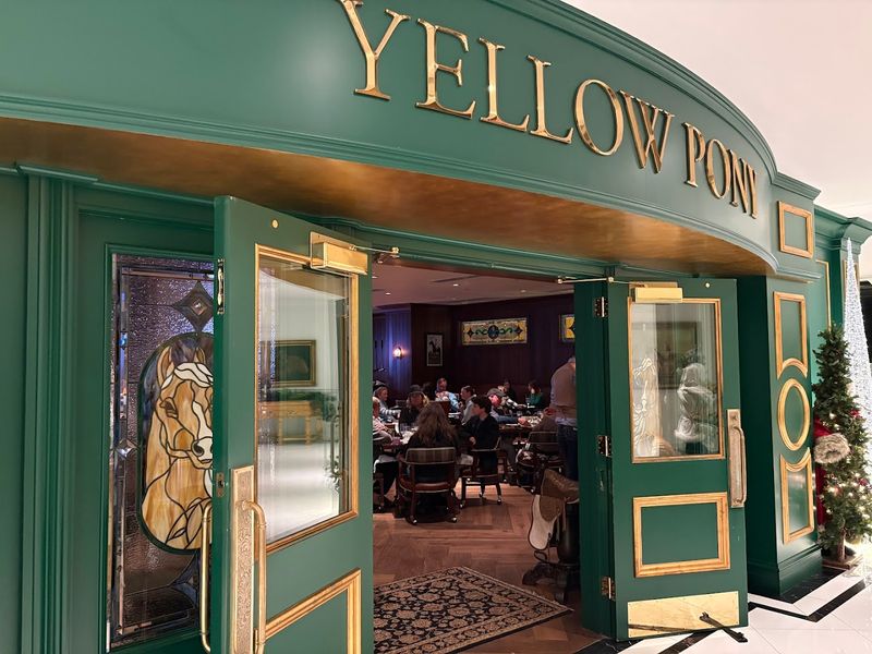 Yellow Pony Pub & Garden (Ocala)