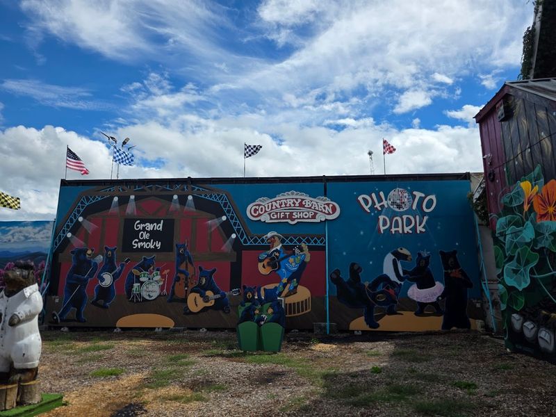 Why This Pigeon Forge Stop Belongs on Your Tennessee Road Trip