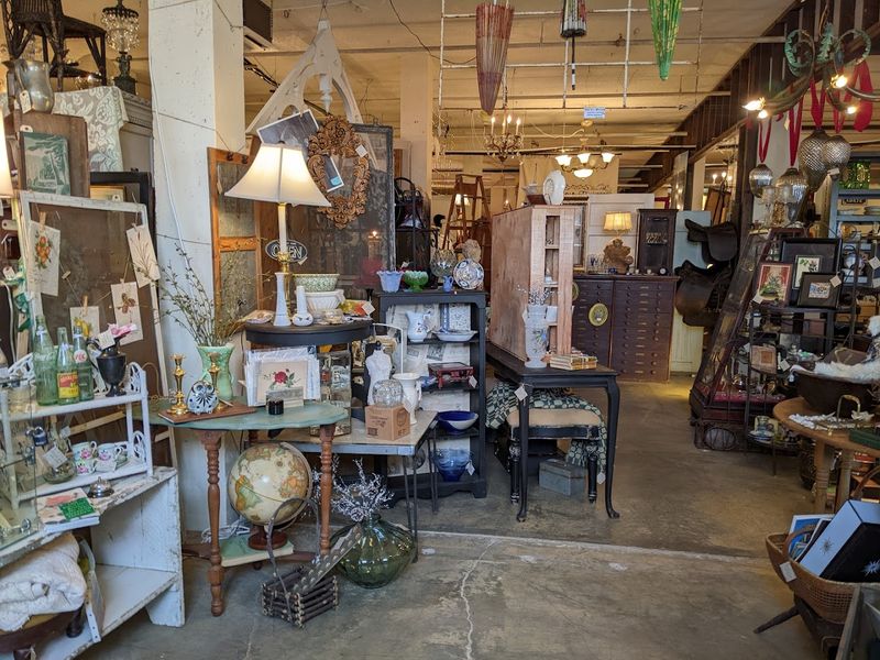 More Than Antiques&mdash;Local Artisans and Hidden Gems
