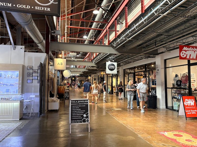 The Factory At Franklin, Franklin