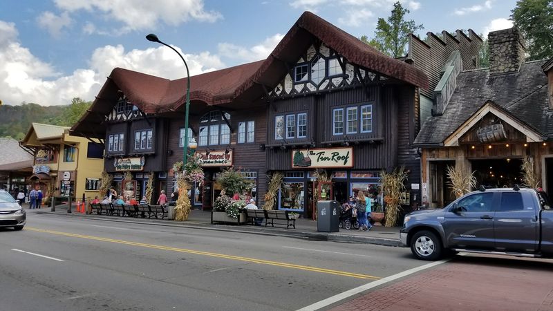 Gatlinburg Wakes Up Hungry