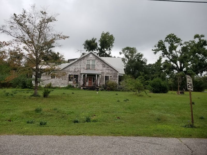 Old Florida Small Town Atmosphere