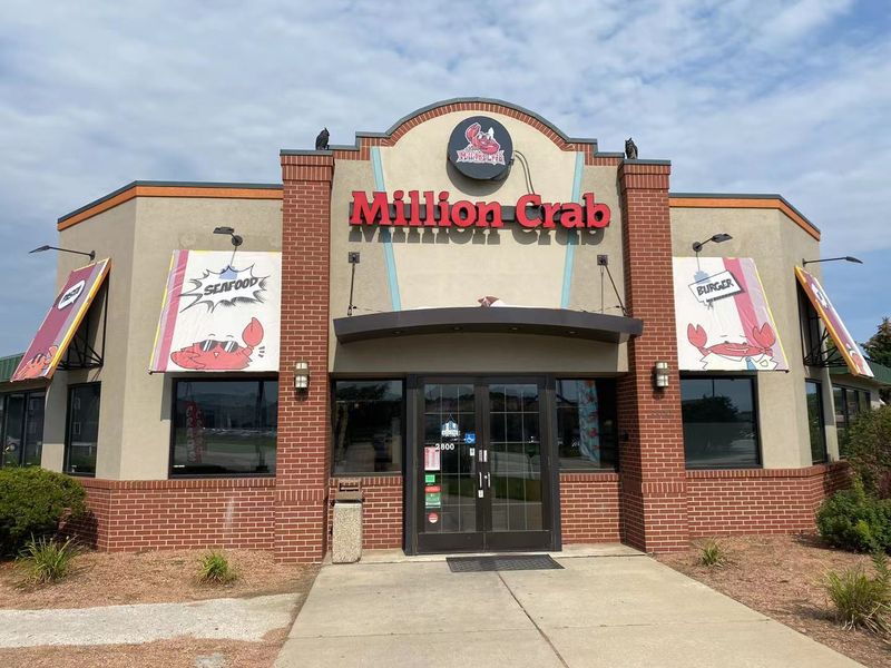 Million&rsquo;s Crab Boiled Seafood (Ashwaubenon)