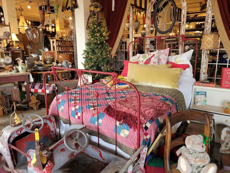 Why Columbia Antique Marketplace Is Worth the Drive