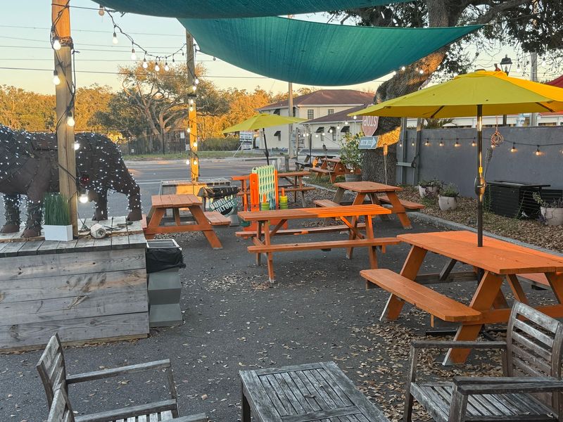 Food Truck Vibes With Serious Flavor