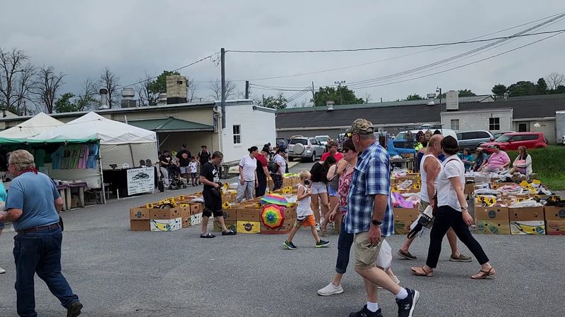 Only-on-Friday Vibe and Atmosphere