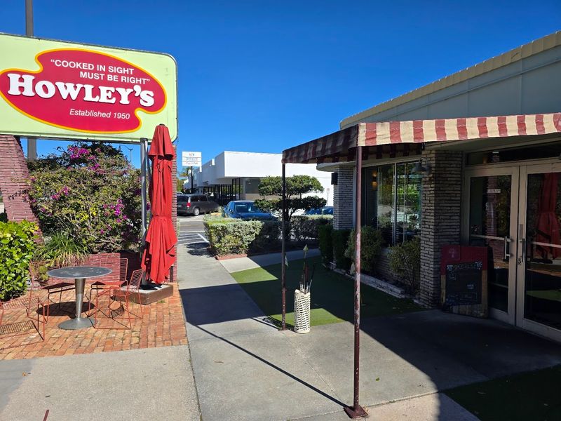 Howley's Restaurant (West Palm Beach)