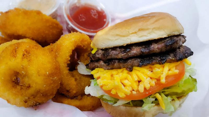 Shredded Cheese That Stays Unmelted and Unapologetic