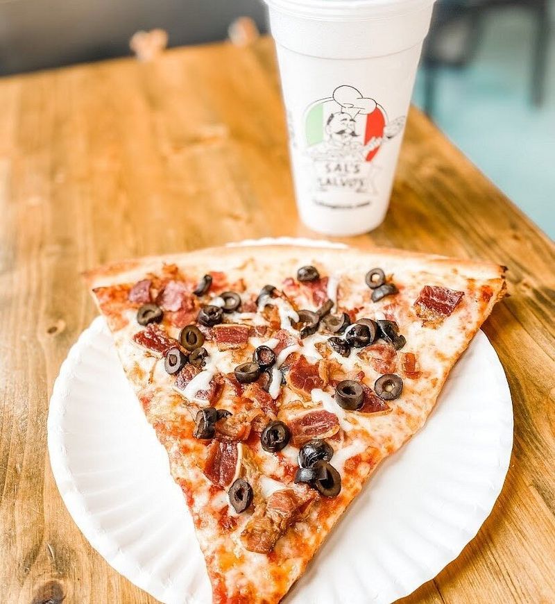 Salvo's Pizza – Spring Hill