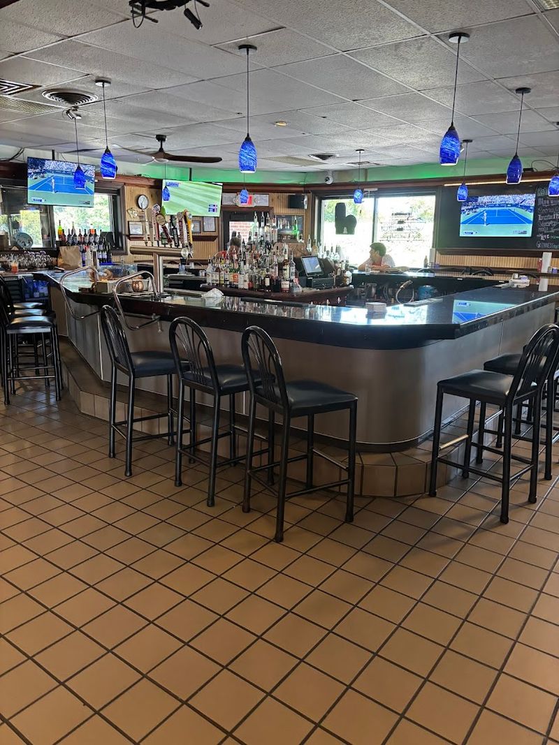 Hilltop Crab House Restaurant