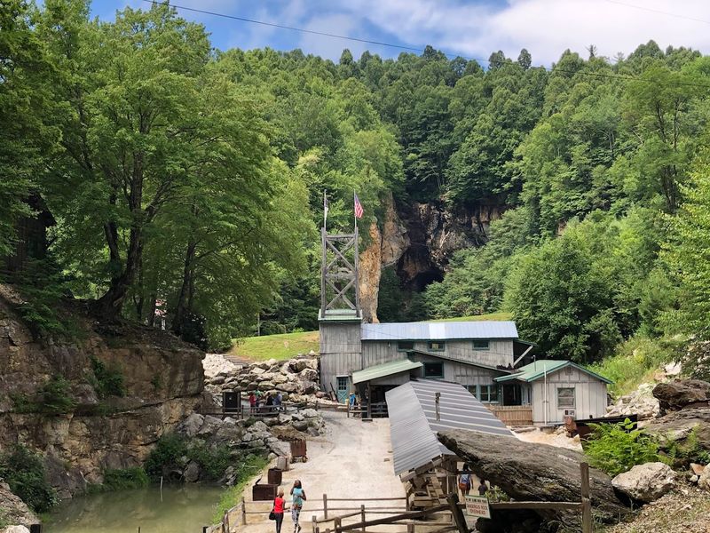 Plan Your Visit: Hours, Address, and Flow