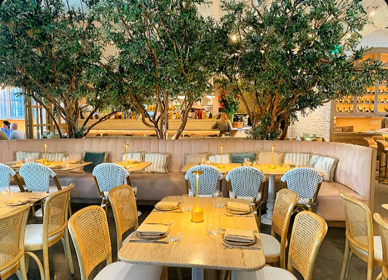 Abbalé Modern Mediterranean Kitchen (Aventura)