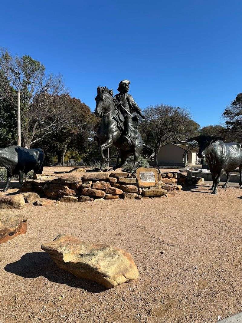 Zoo Sculptures and Public Art