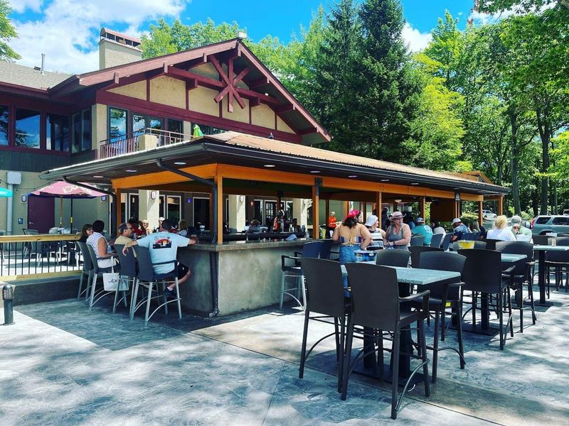 Boulder View Tavern (Lake Harmony)