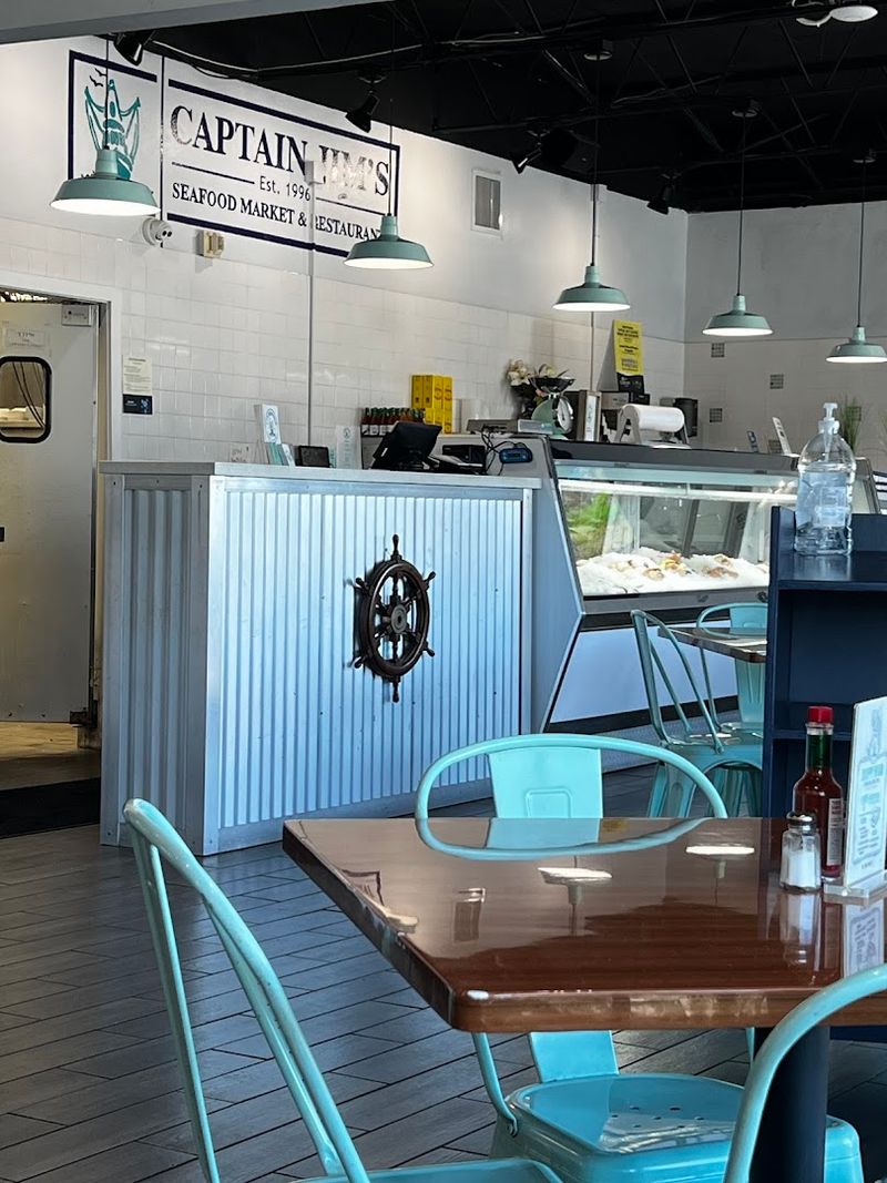 Captain Jim's Seafood Market & Restaurant (North Miami)