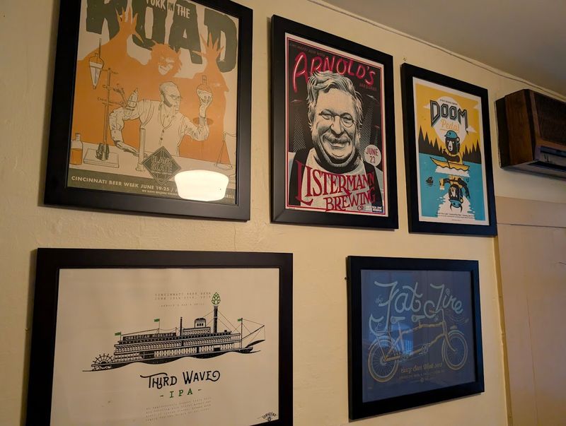 Art Tour: Murals, Photos, And Memories