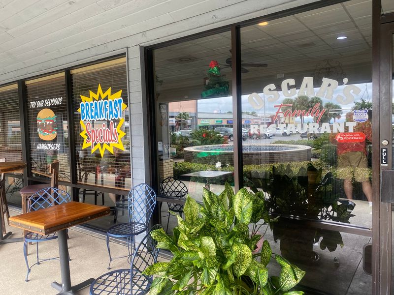 Oscar's Family Restaurant