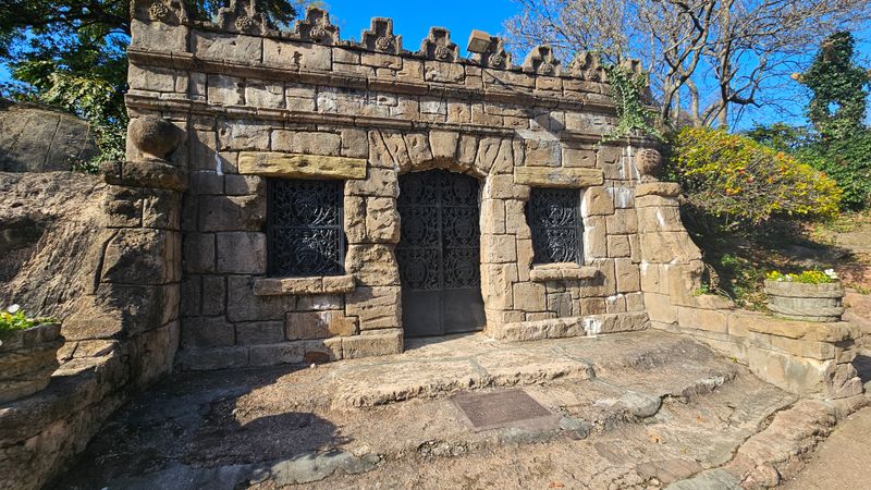 What to Know Before You Visit 