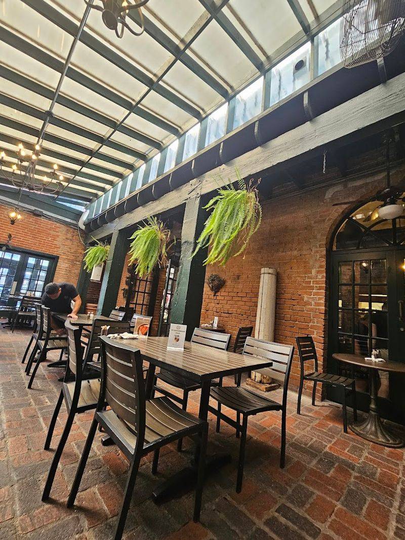 Service That Ranges from Memorable to Mixed