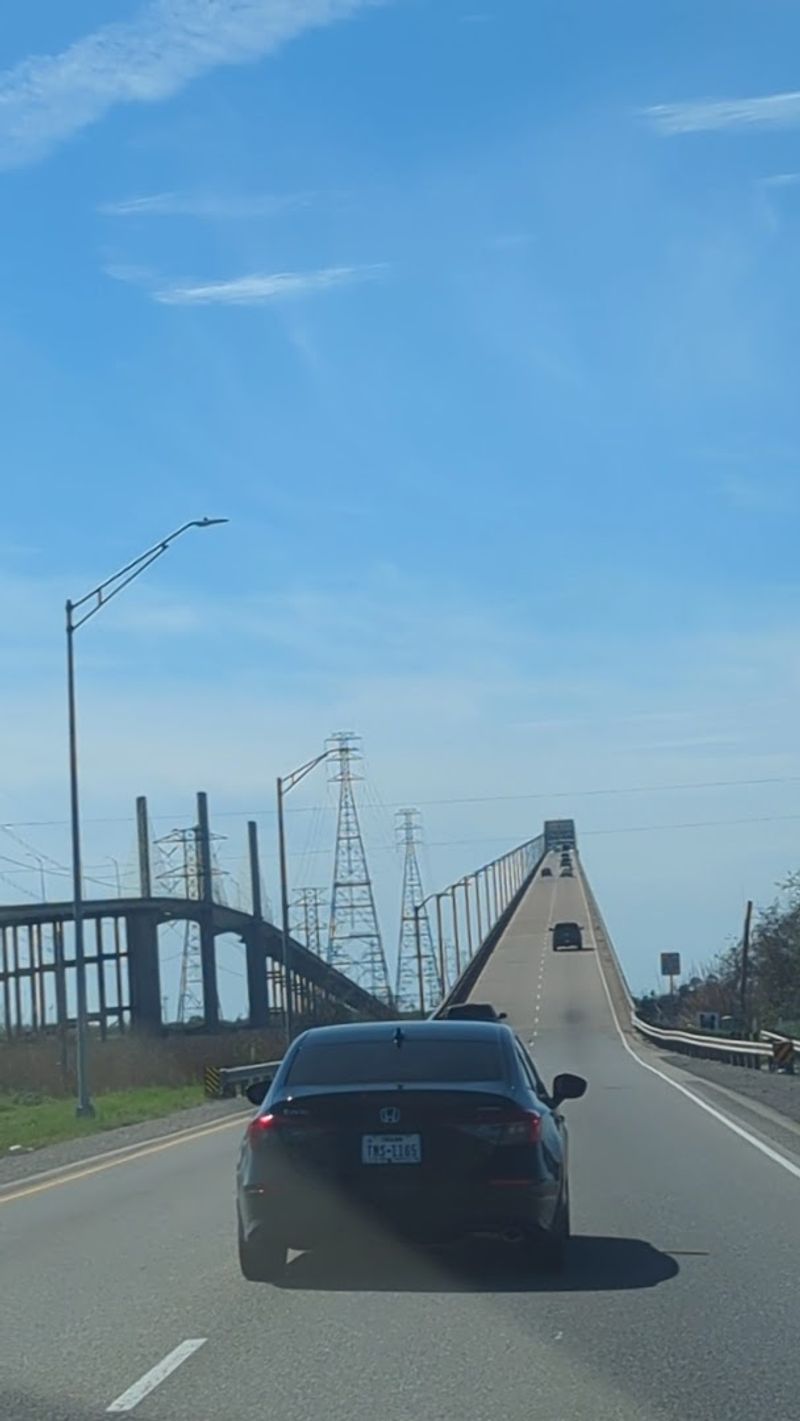 Driving It Smart: Local Tempo And Lane Choice