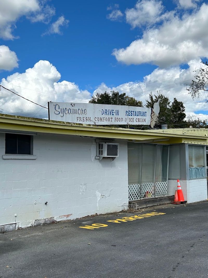 The Kind of Classic Roadside Spot You'll Be Glad You Didn't Pass By