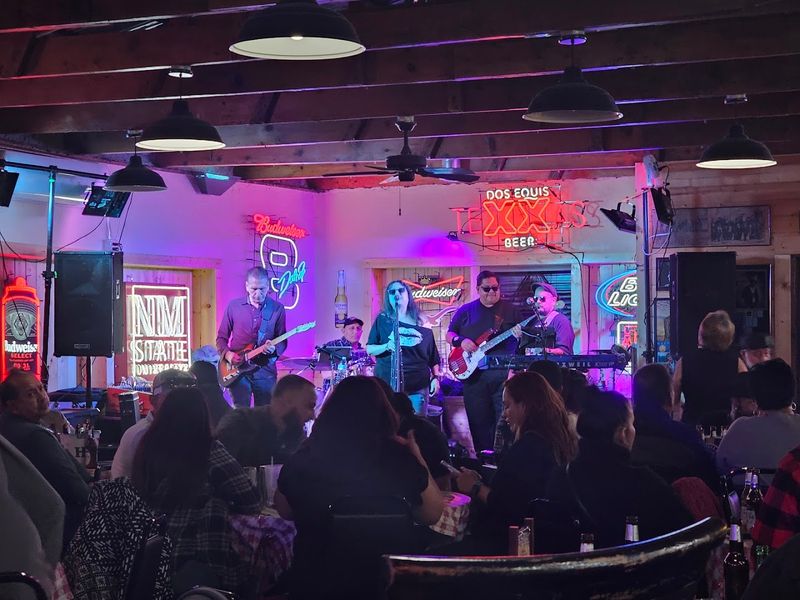 Live Music, Karaoke, And Nights That Stretch Past Midnight