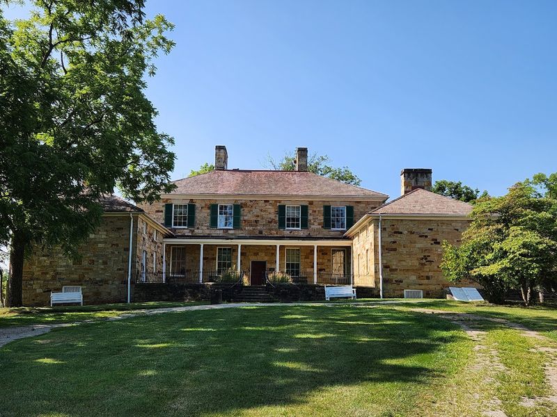 Practical Planning: Hours, Tickets, and Accessibility