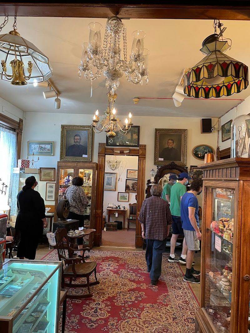 Historic Mansion Vibes