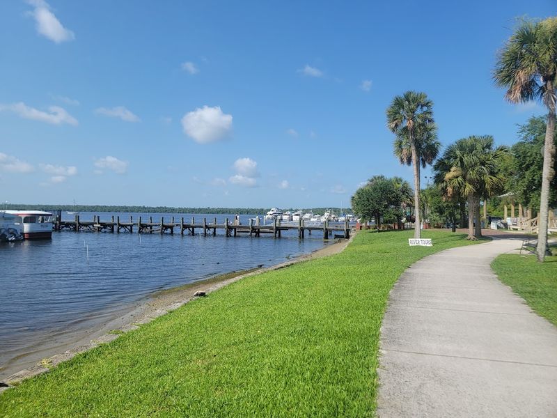 Proximity to Bigger Cities Without the Costs